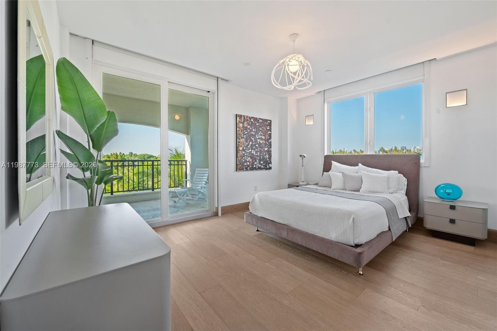 3535 Hiawatha Ave # 502, Miami FL 33133 — 24