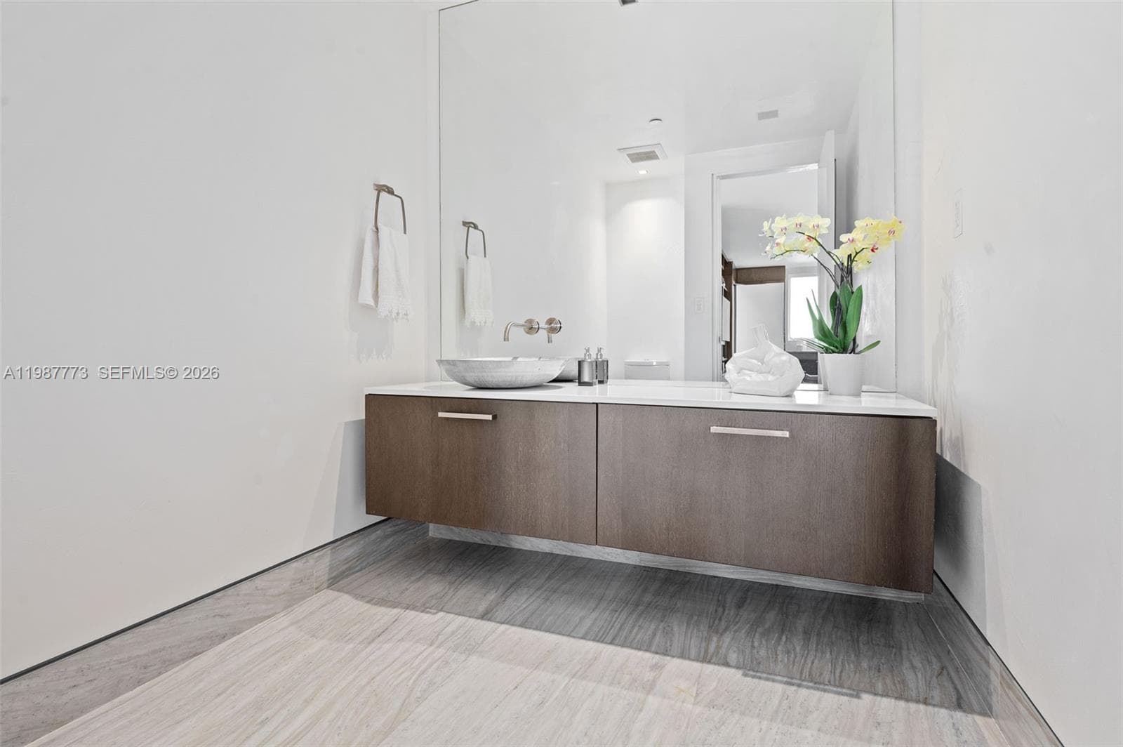 3535 Hiawatha Ave # 502, Miami FL 33133 — 30