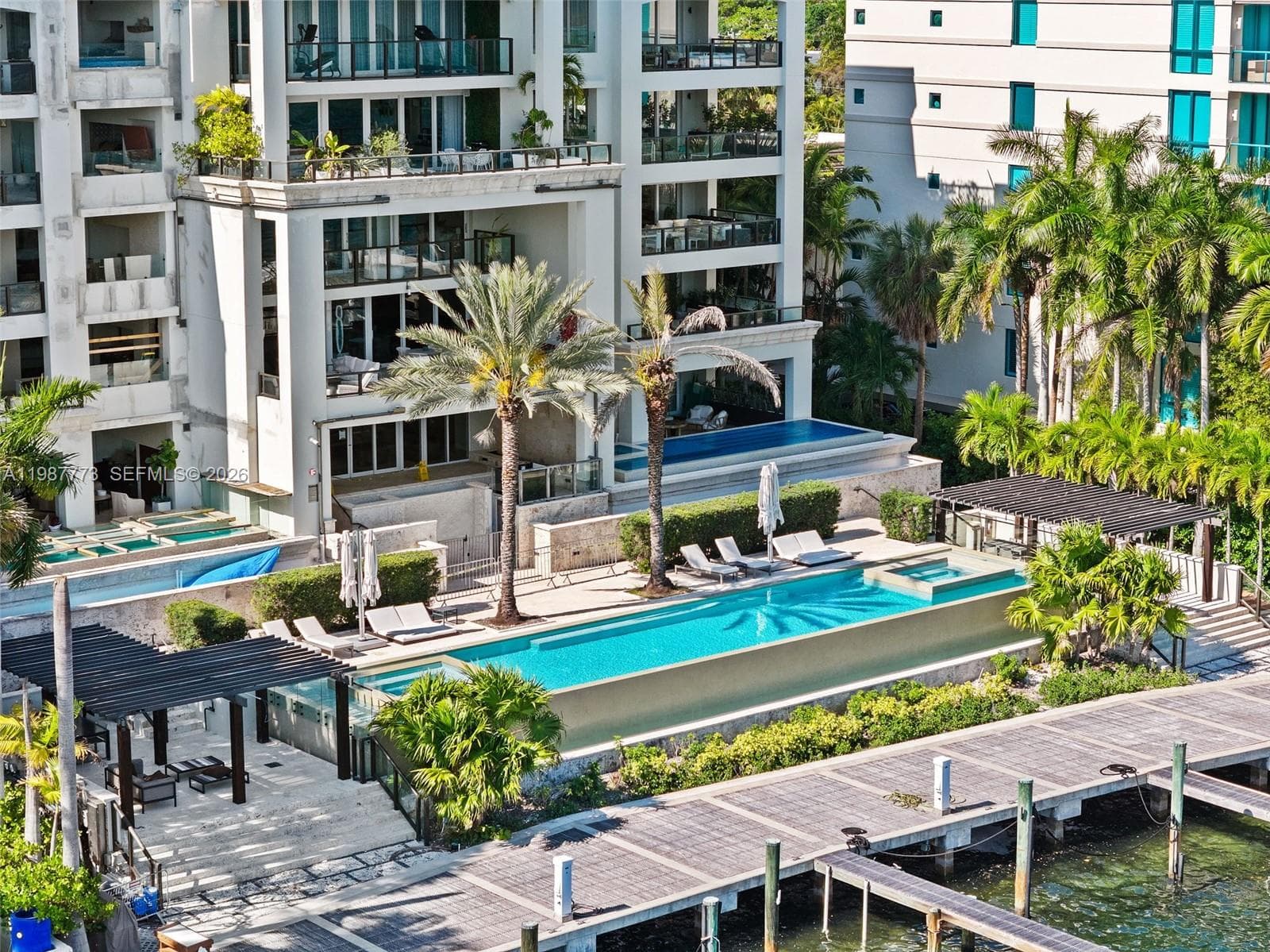 3535 Hiawatha Ave # 502, Miami FL 33133 — 33