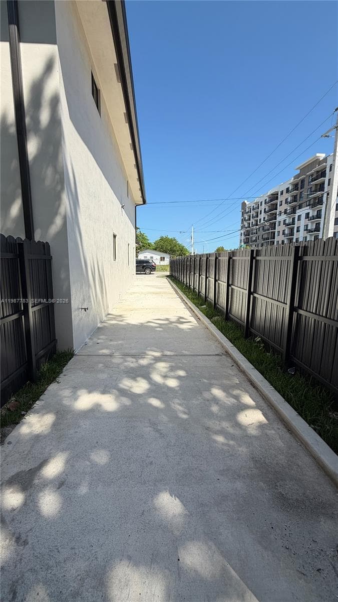 102 PL SW 18340, Perrine FL 33157 — 7
