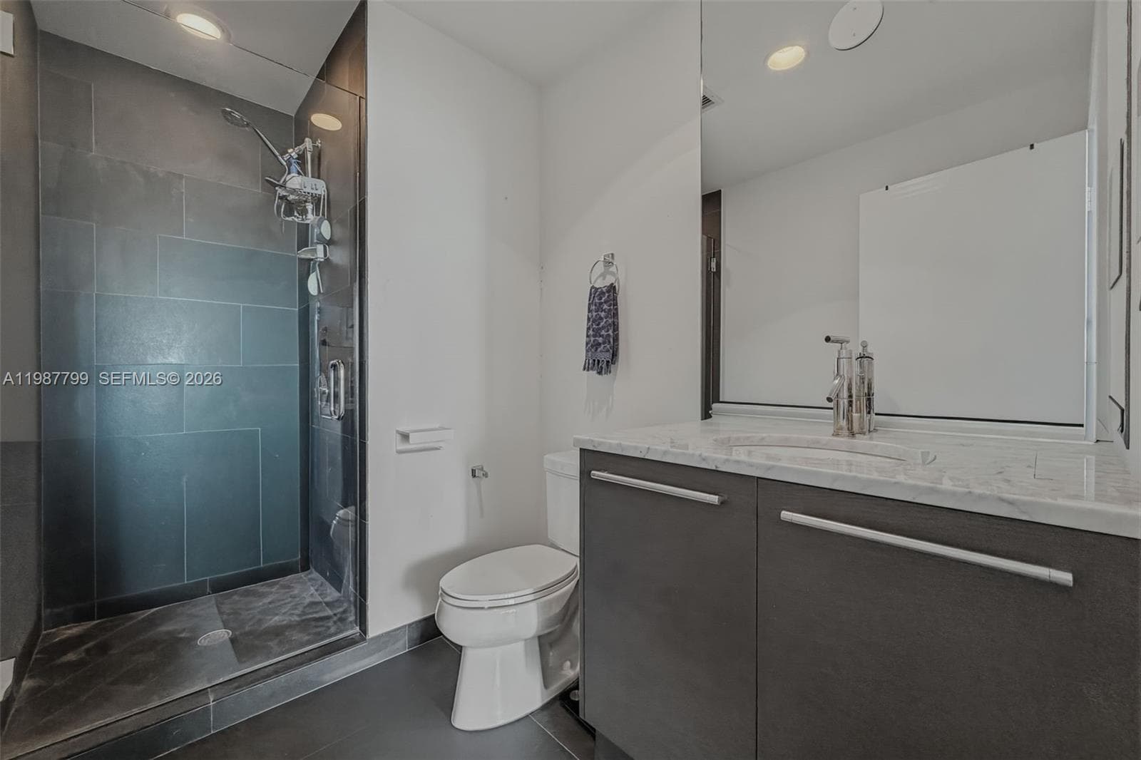 900 Biscayne Blvd # 4308, Miami FL 33132 — 27