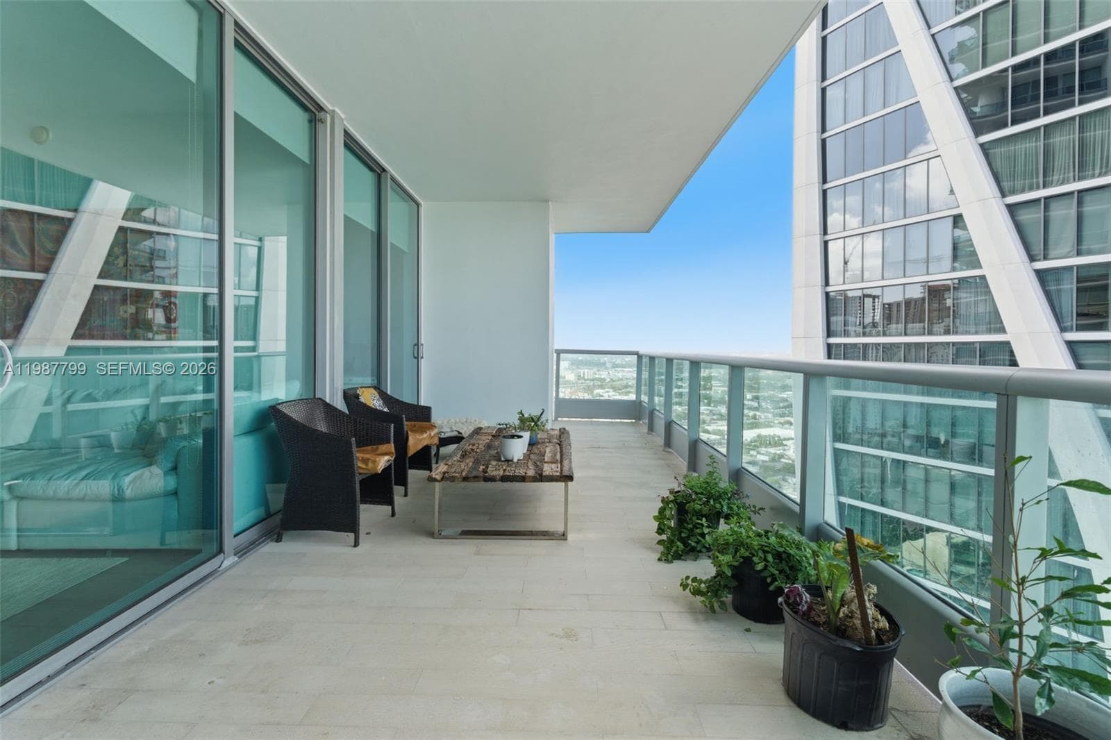 900 Biscayne Blvd # 4308, Miami FL 33132 — 3