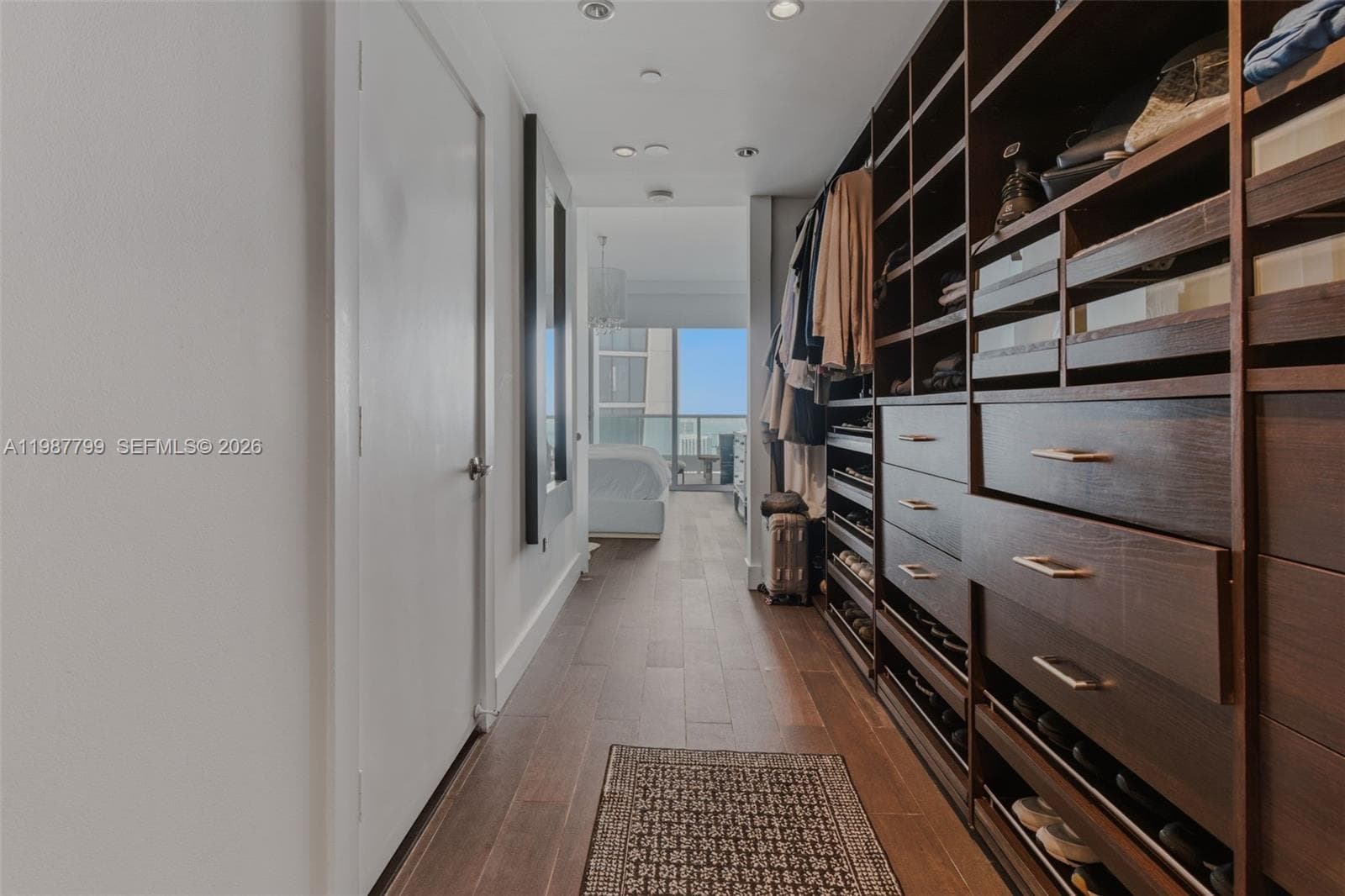 900 Biscayne Blvd # 4308, Miami FL 33132 — 21