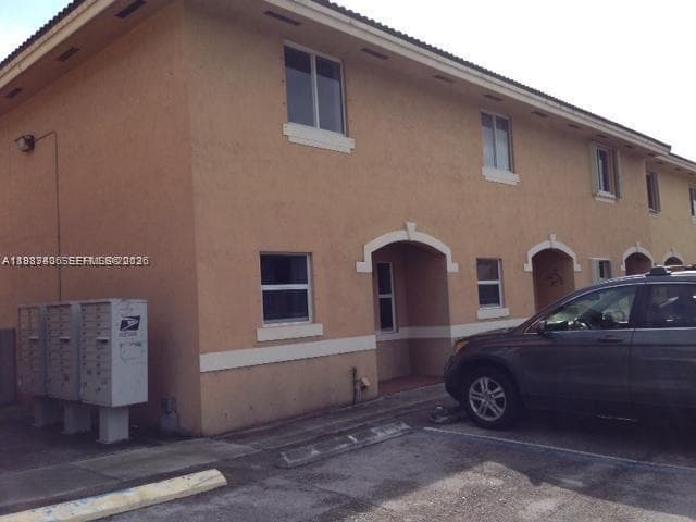 7905 NW 8 ST # 8A, Miami FL 33126 — 2