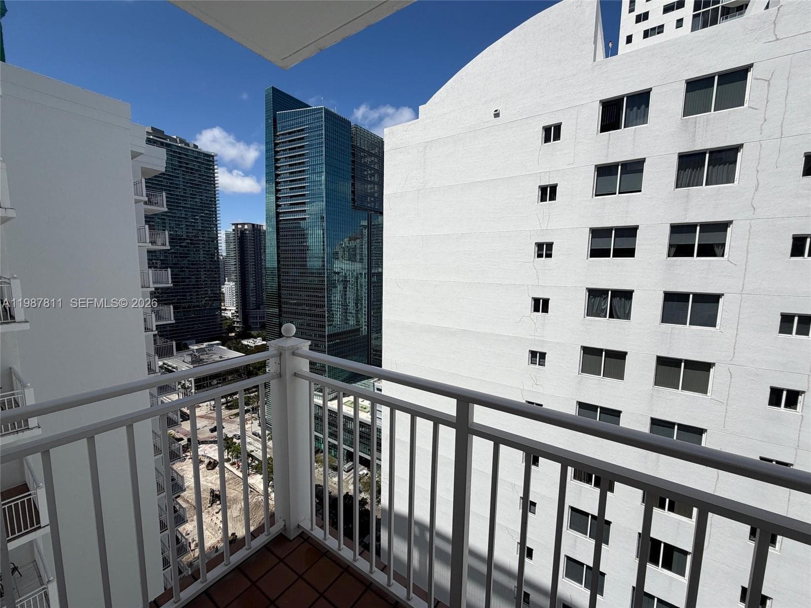185 SE 14th Ter # 2701, Miami FL 33131 — 14