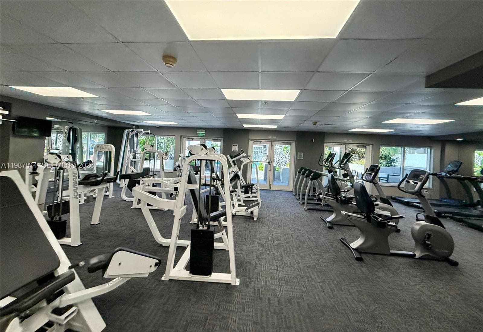 185 SE 14th Ter # 2701, Miami FL 33131 — 18