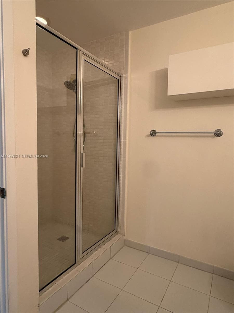 3470 E Coast Ave # H0603, Miami FL 33137 — 17