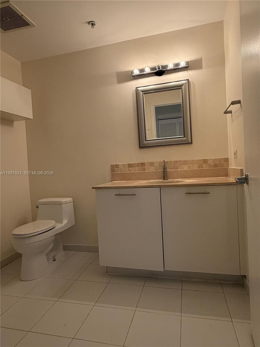 3470 E Coast Ave # H0603, Miami FL 33137 — 18