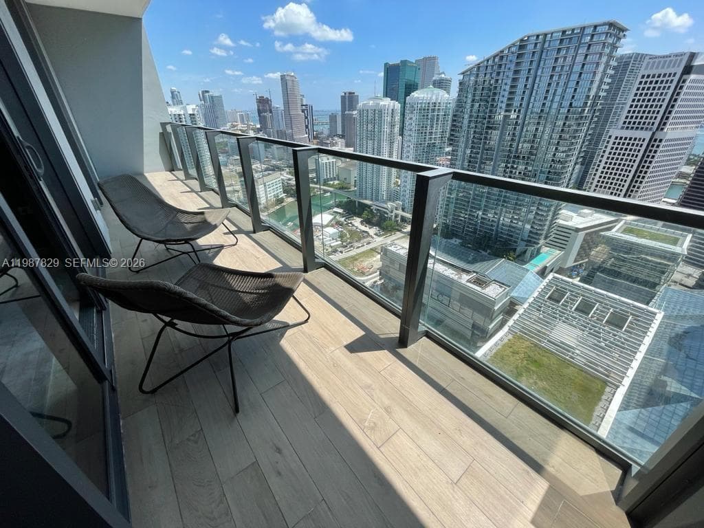 88 SW 7th St # 3609, Miami FL 33130 — 9