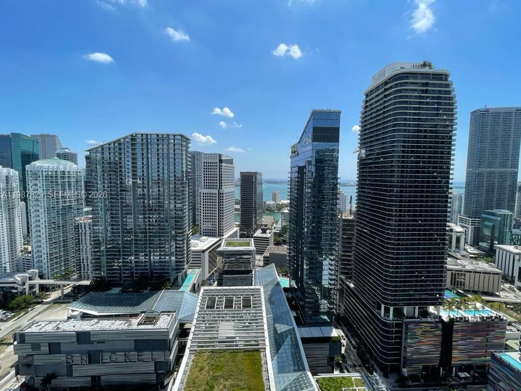 88 SW 7th St # 3609, Miami FL 33130 — 24