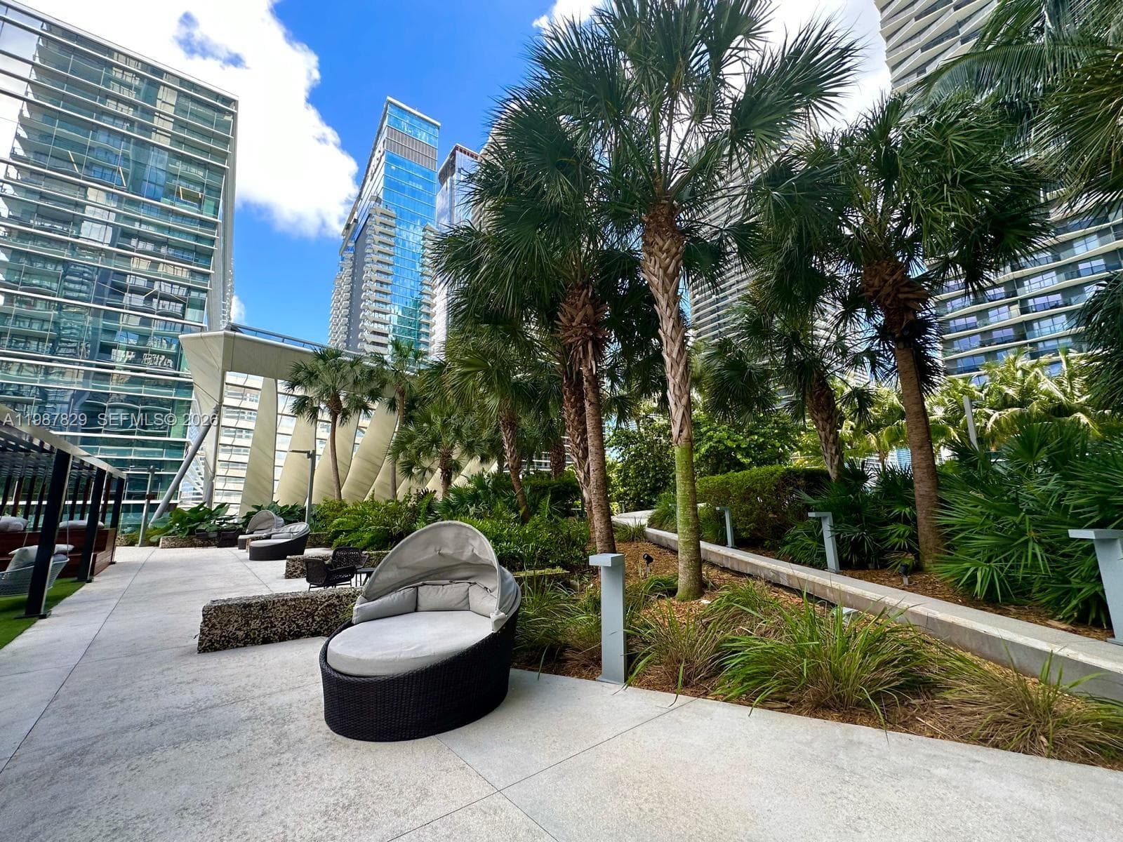 88 SW 7th St # 3609, Miami FL 33130 — 18