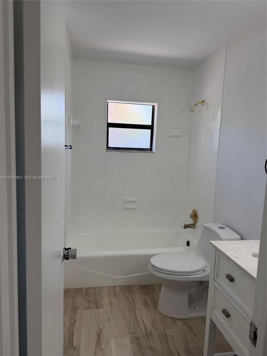 1419 Yellowthroat St, Homestead FL 33035 — 26