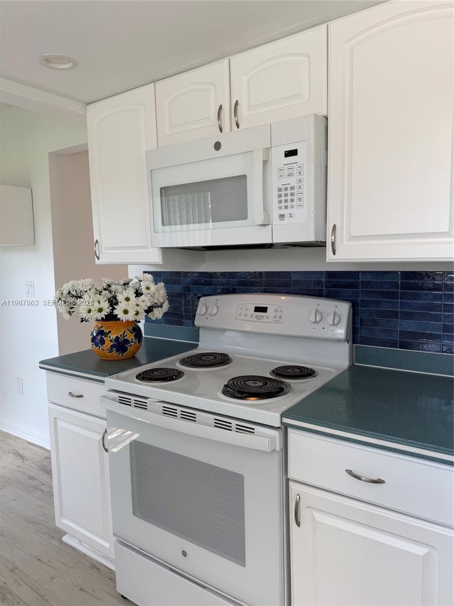 1419 Yellowthroat St, Homestead FL 33035 — 3