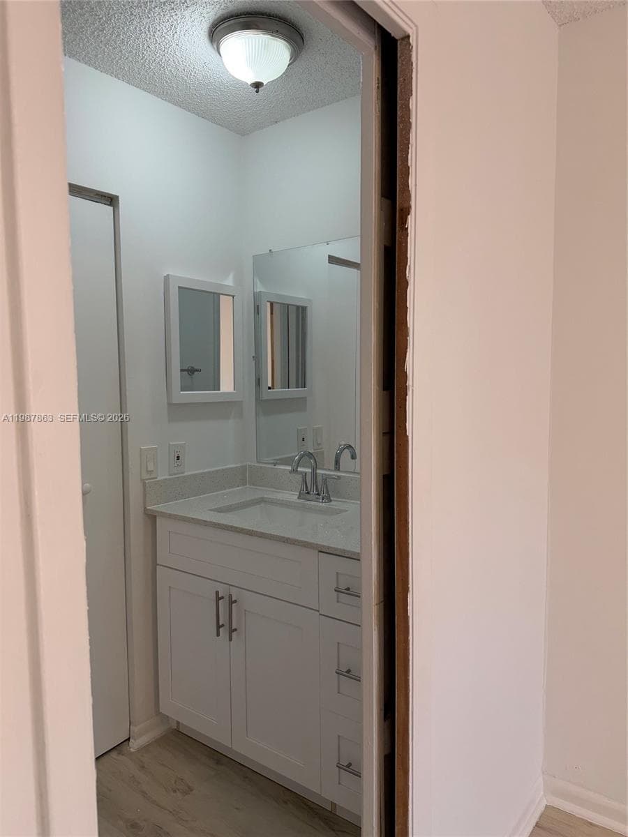 1419 Yellowthroat St, Homestead FL 33035 — 36