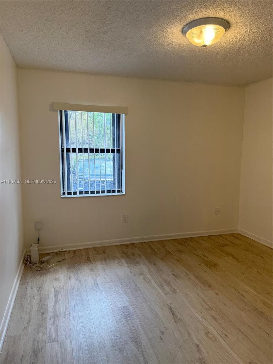 1419 Yellowthroat St, Homestead FL 33035 — 9
