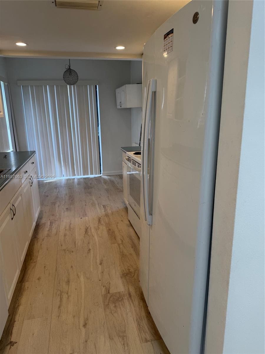 1419 Yellowthroat St, Homestead FL 33035 — 14