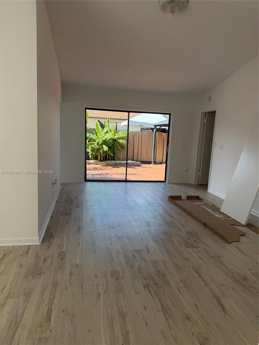 1419 Yellowthroat St, Homestead FL 33035 — 31