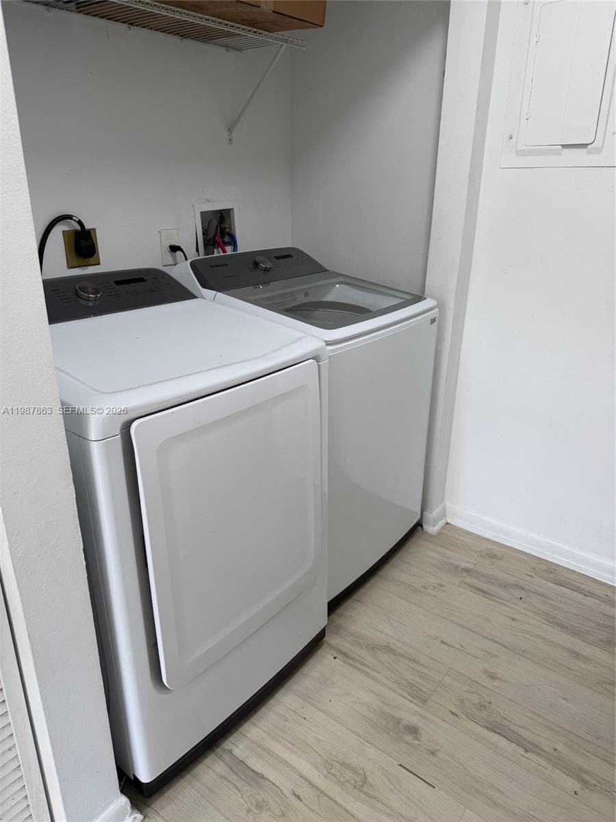 1419 Yellowthroat St, Homestead FL 33035 — 8