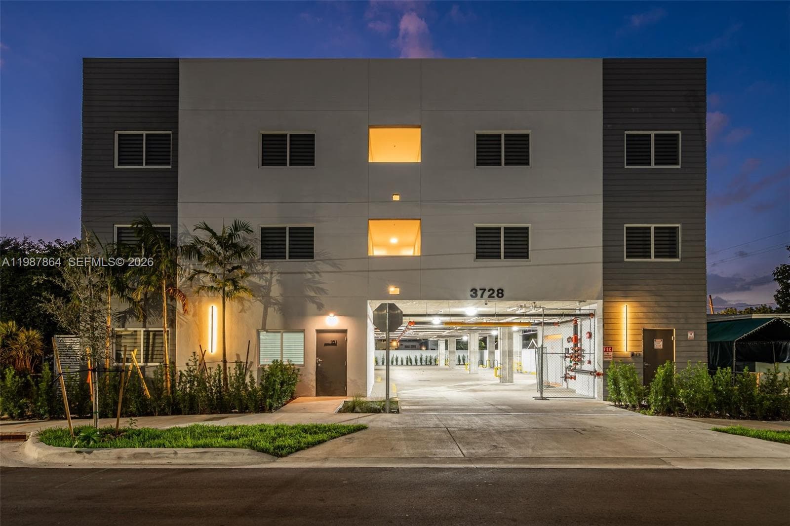 3728 NW 19th ave # 307, Miami FL 33142 — 2