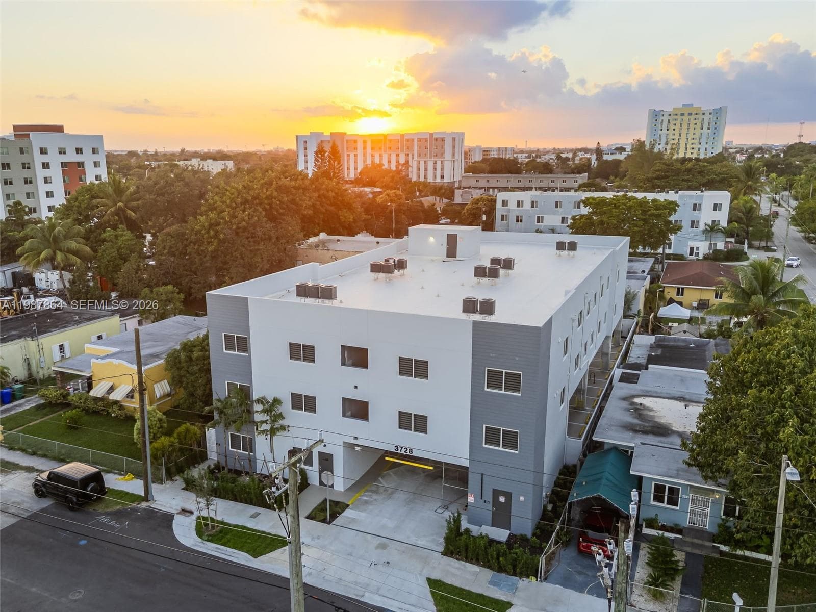 3728 NW 19th ave # 307, Miami FL 33142 — 1