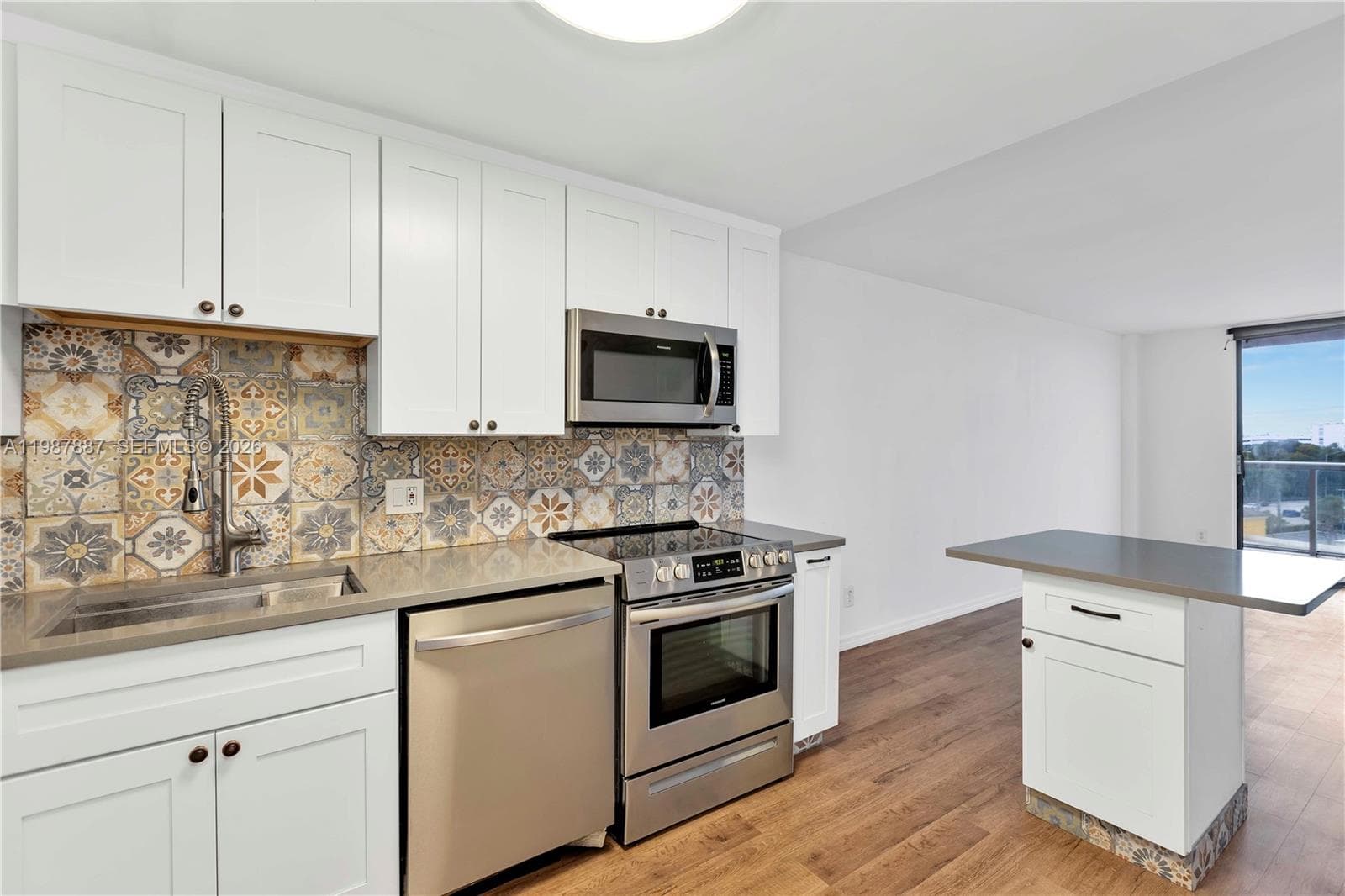 13499 Biscayne Blvd # 613, North Miami FL 33181 — 2