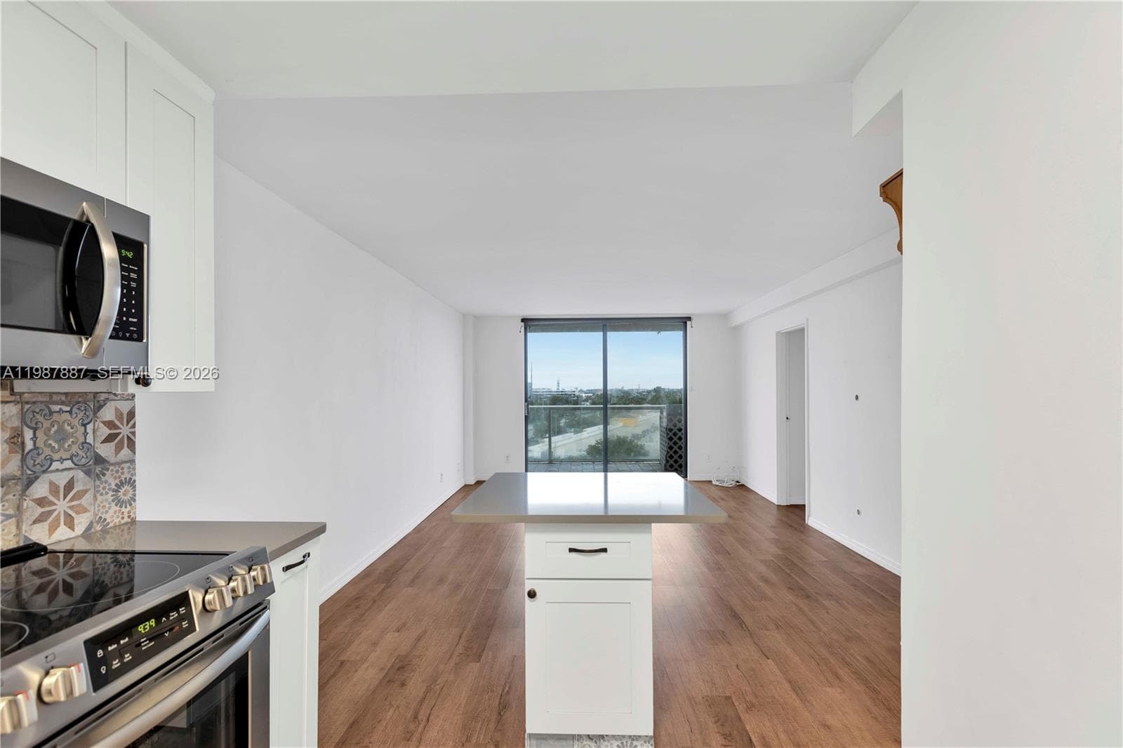 13499 Biscayne Blvd # 613, North Miami FL 33181 — 7