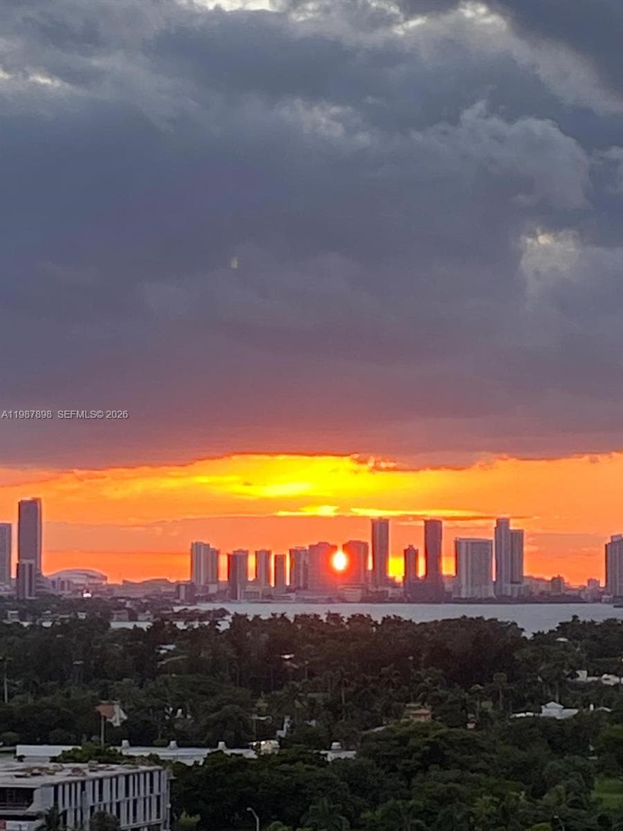 2655 Collins Ave # 1910, Miami Beach FL 33140 — 23