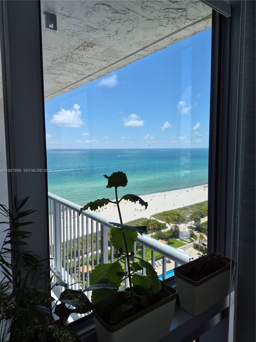 2655 Collins Ave # 1910, Miami Beach FL 33140 — 17