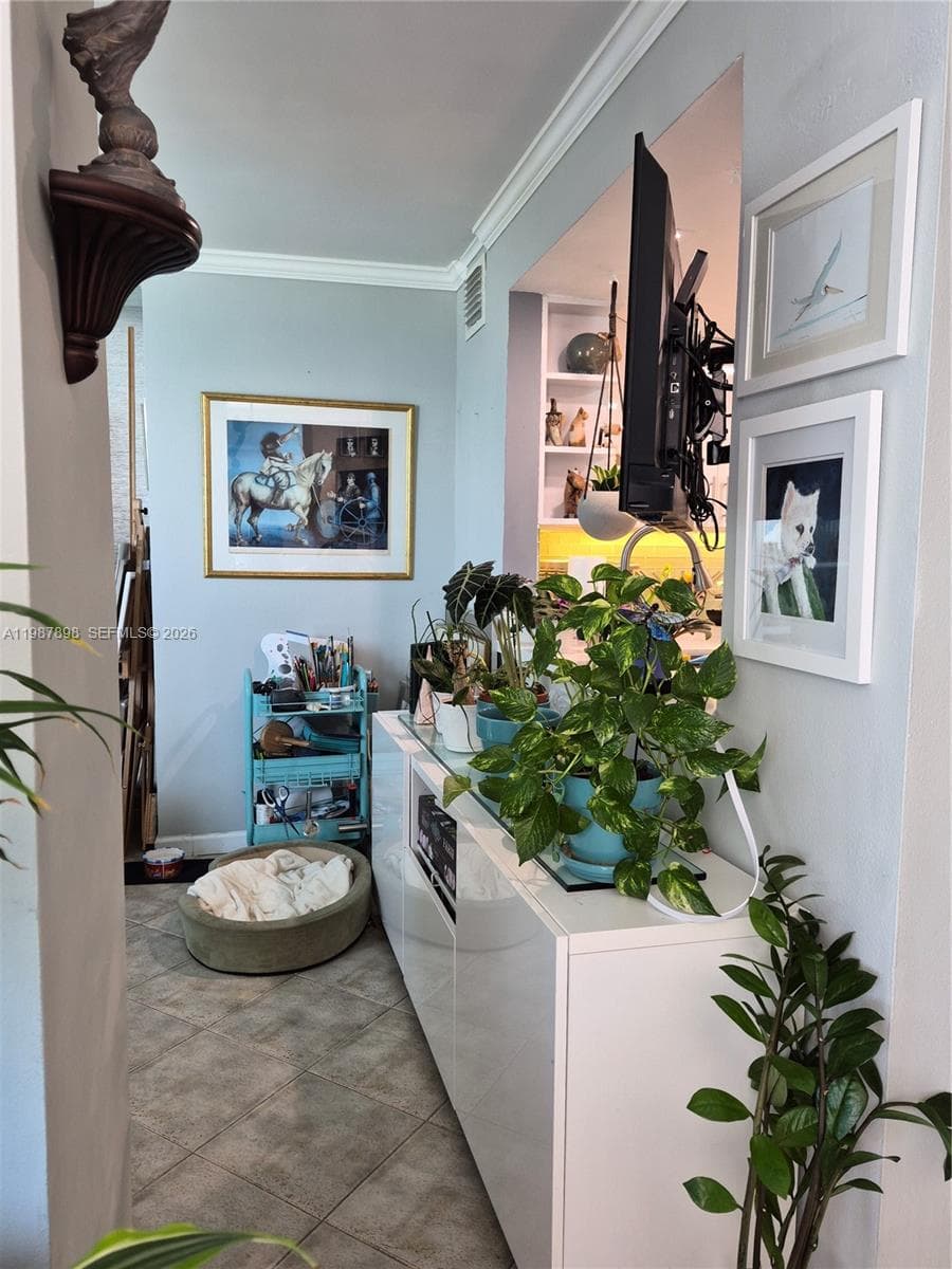2655 Collins Ave # 1910, Miami Beach FL 33140 — 16