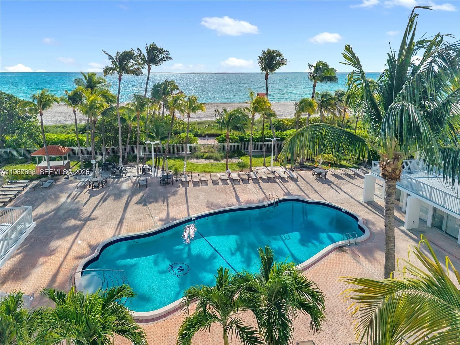 2655 Collins Ave # 1910, Miami Beach FL 33140 — 36