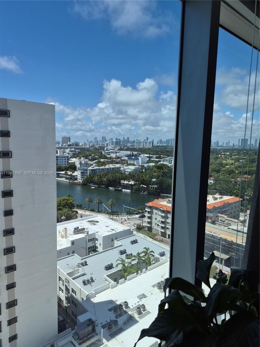 2655 Collins Ave # 1910, Miami Beach FL 33140 — 15