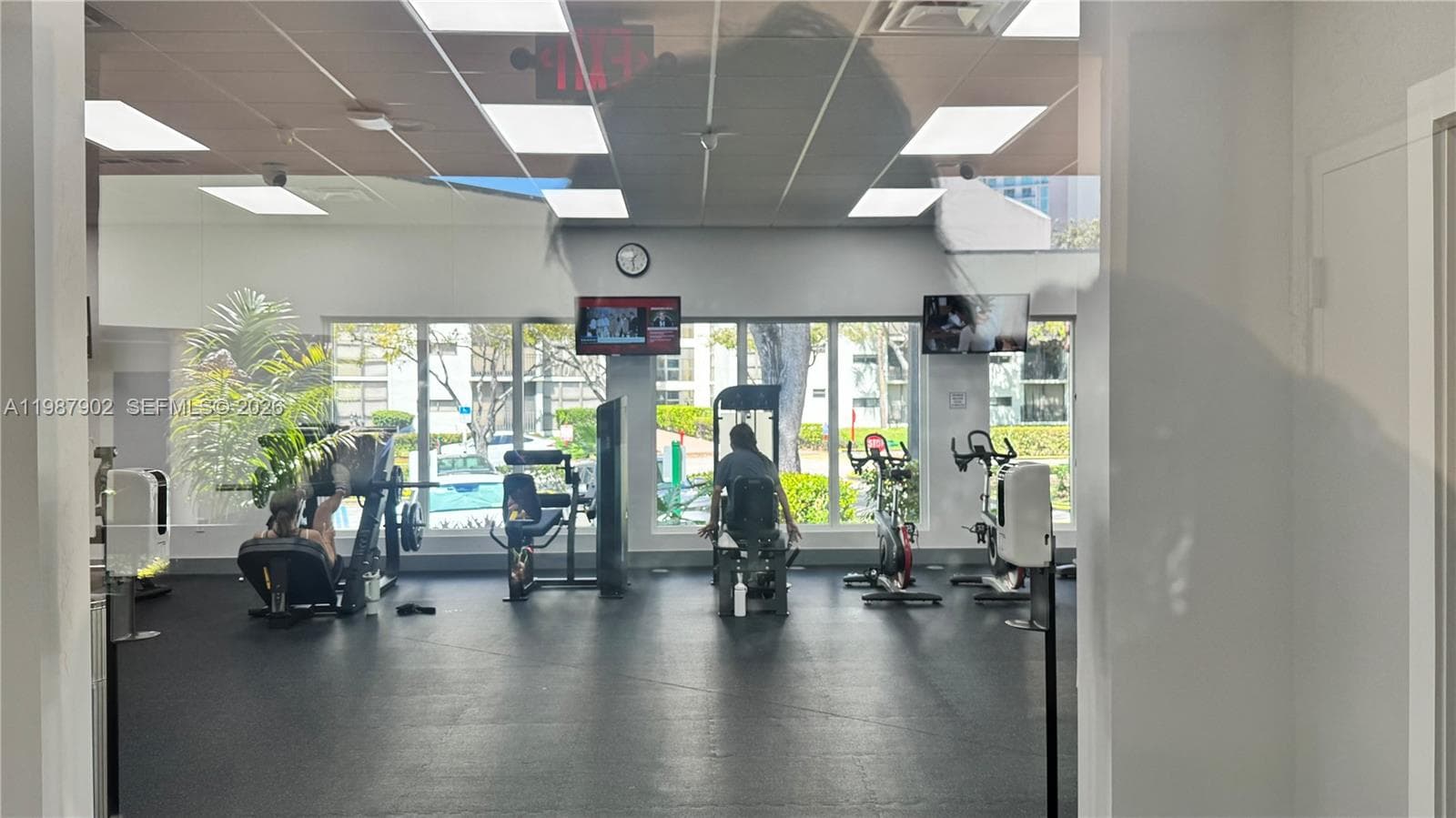 17021 N Bay Rd # 1015, Sunny Isles Beach FL 33160 — 40