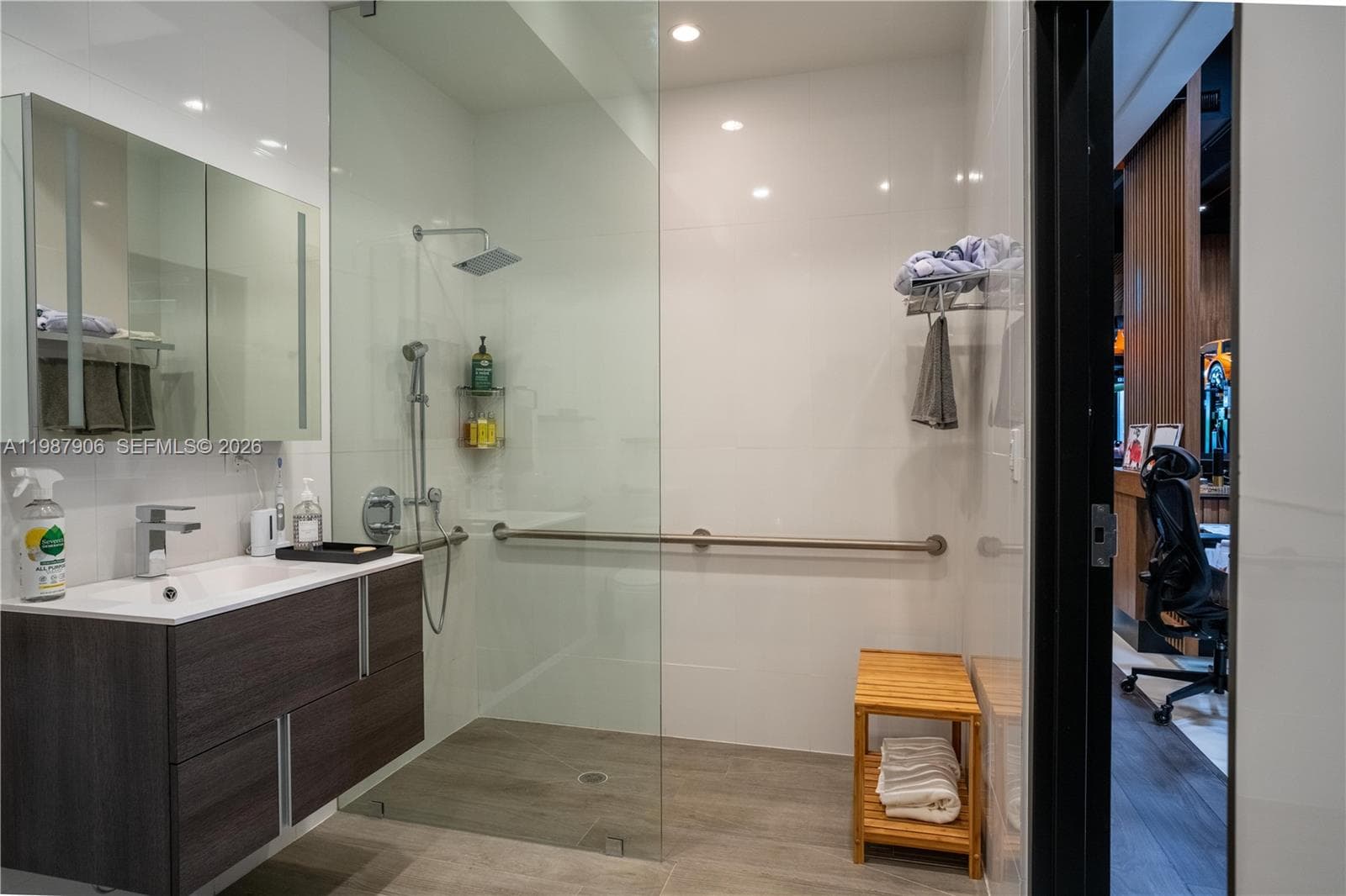 6010 NW 102nd Ave # 100, Doral FL 33178 — 17