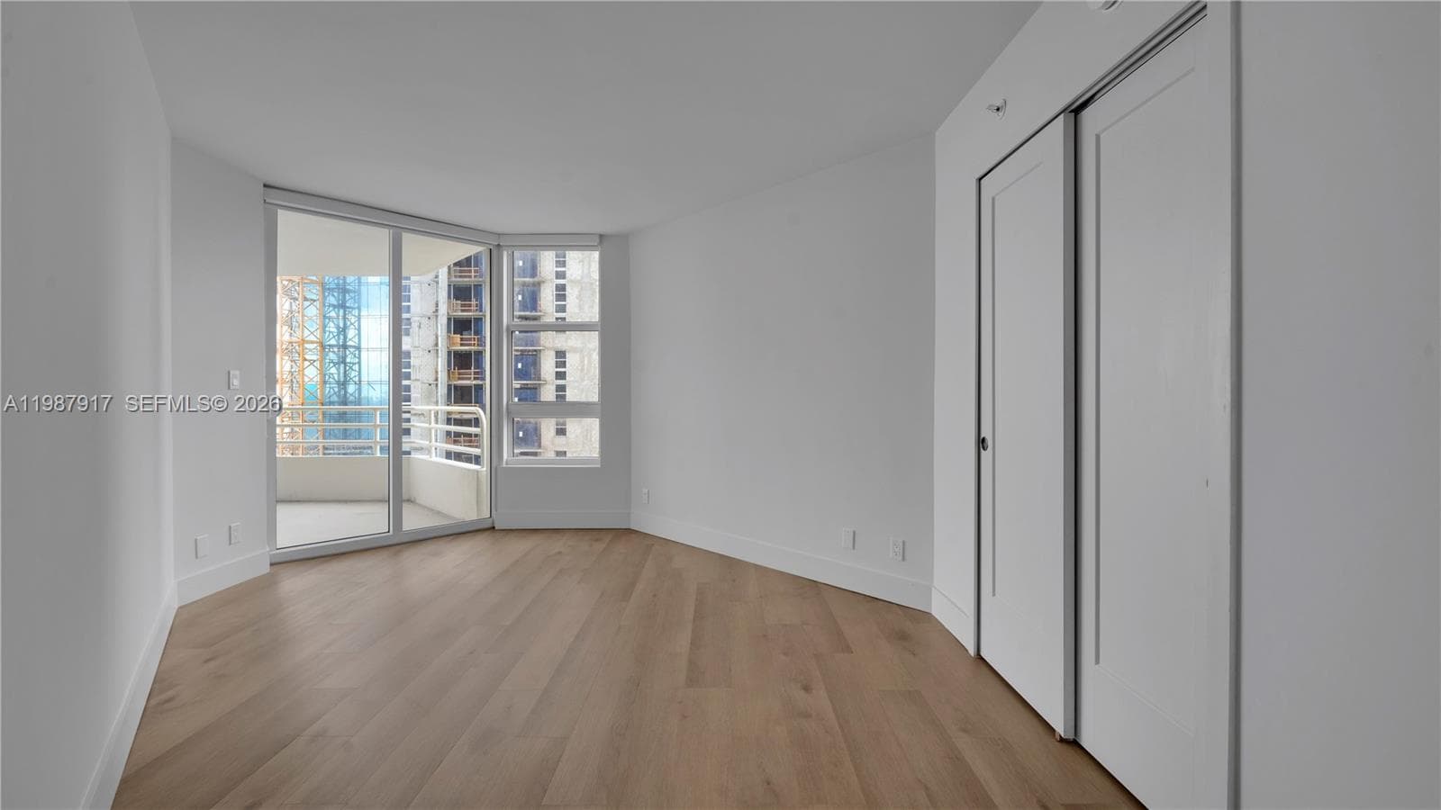 555 NE 34th St # 2307, Miami FL 33137 — 27