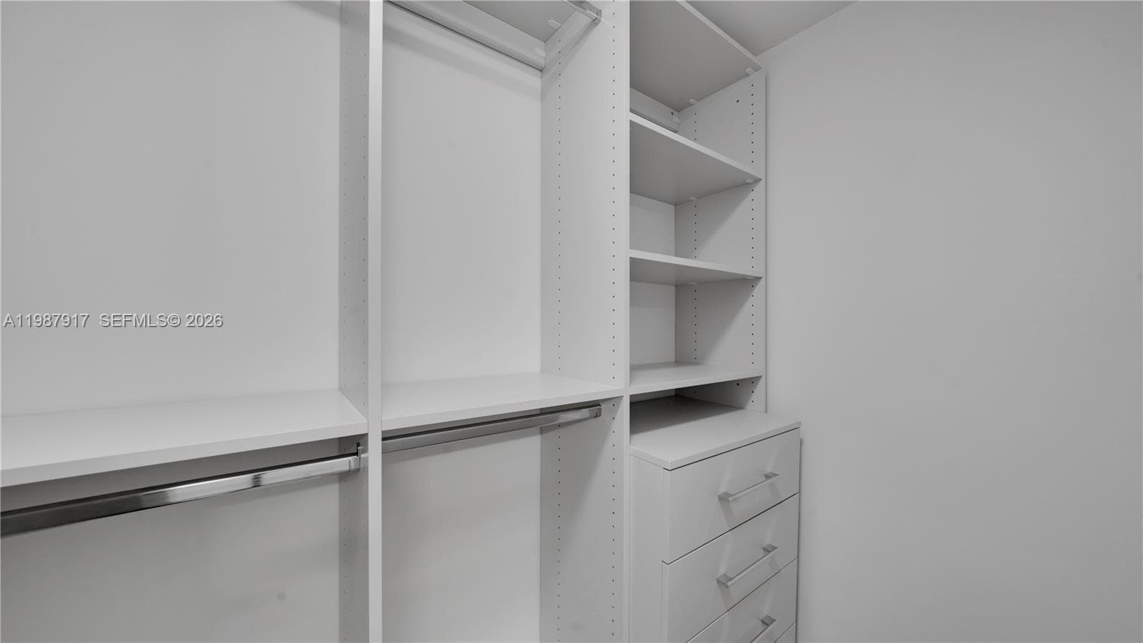 555 NE 34th St # 2307, Miami FL 33137 — 25