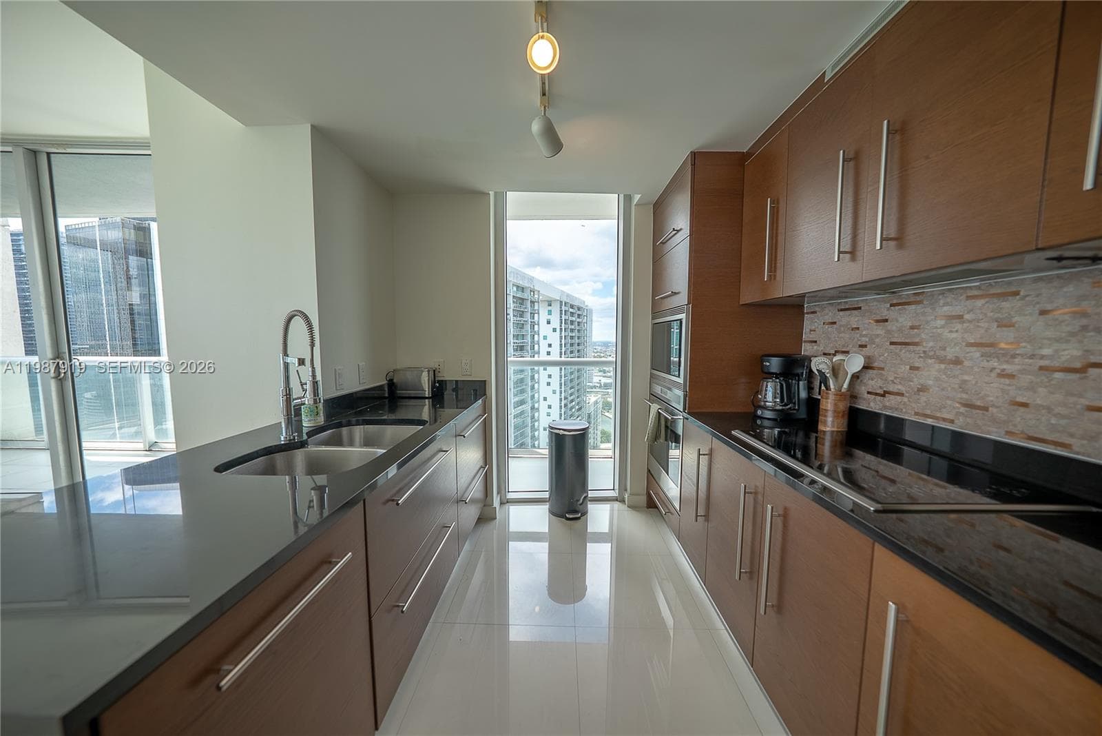 Icon Brickell Condo No 3, Miami, FL — 14