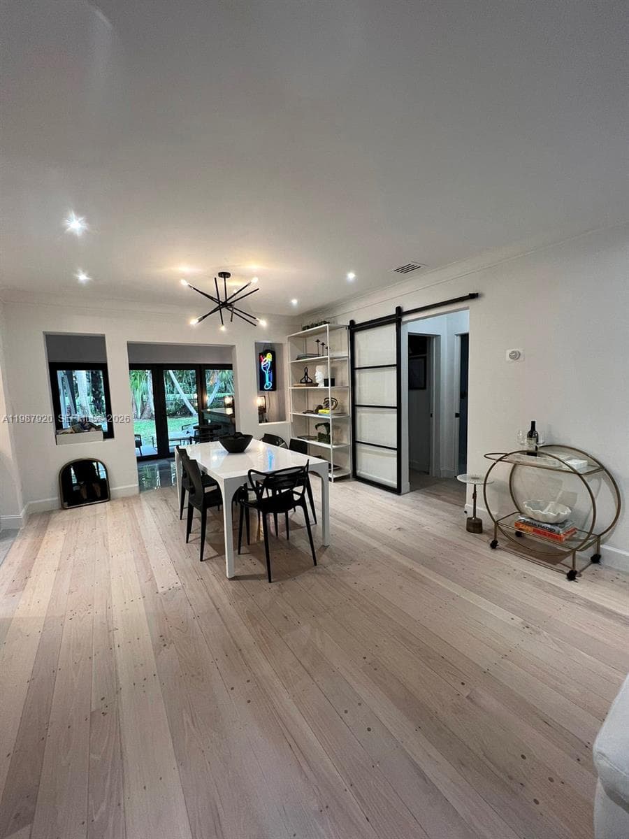 5173 Alton Rd, Miami Beach FL 33140 — 14