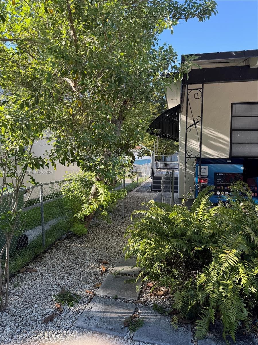 217 E 48th St # 2, Hialeah FL 33013 — 3