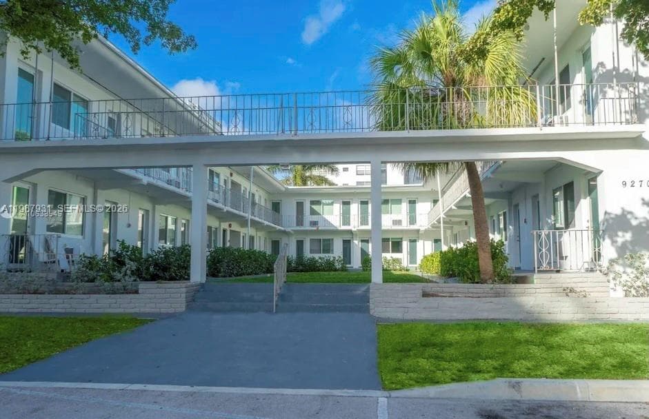 9270 E Bay Harbor Dr # 10B, Bay Harbor Islands FL 33154 — 1