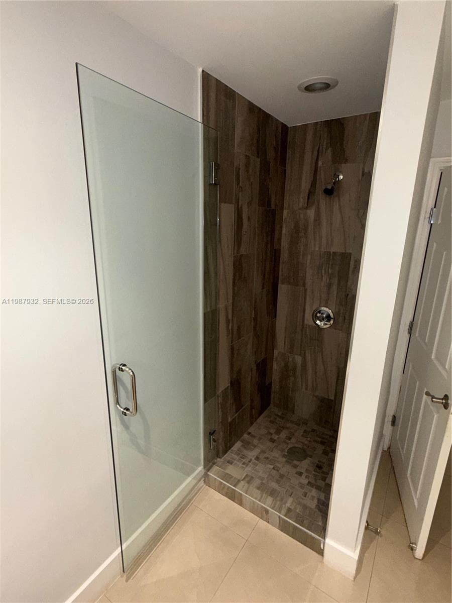 8119 NW 33rd St # 8119, Doral FL 33122 — 14