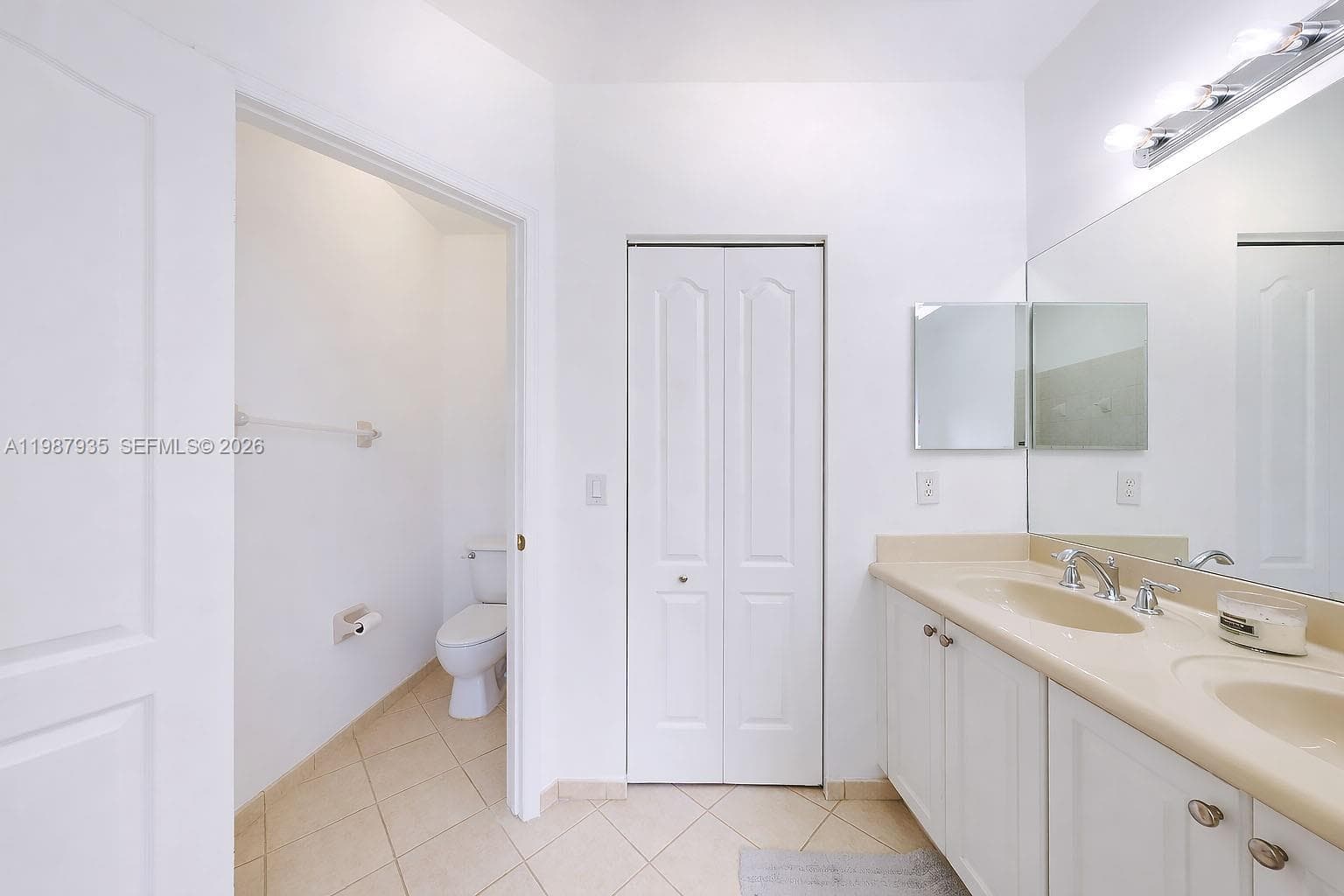 16479 SW 50th Ter, Miami FL 33185 — 40