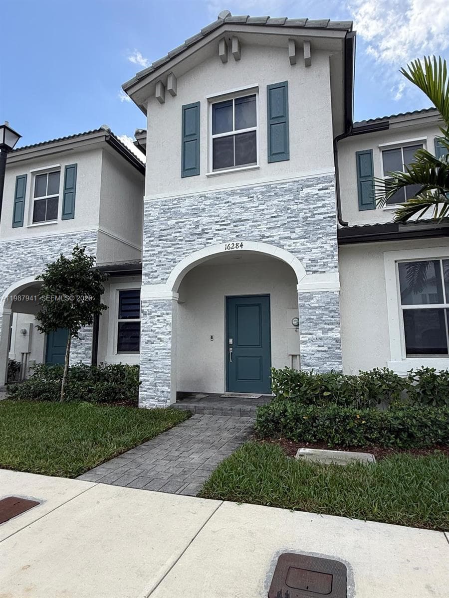 16284 SW 292nd St, Homestead FL 33033 — 2