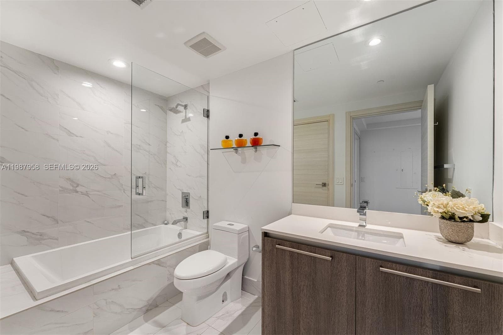 801 S Miami Ave # 3509, Miami FL 33130 — 23