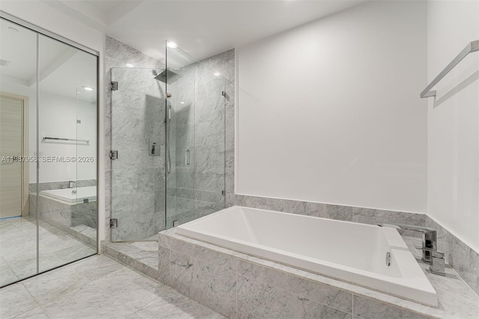 801 S Miami Ave # 3509, Miami FL 33130 — 16