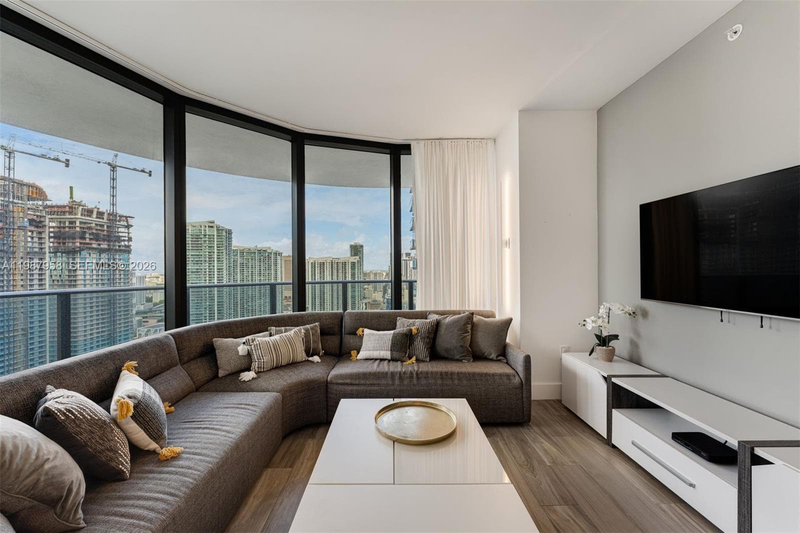 801 S Miami Ave # 3509, Miami FL 33130 — 3