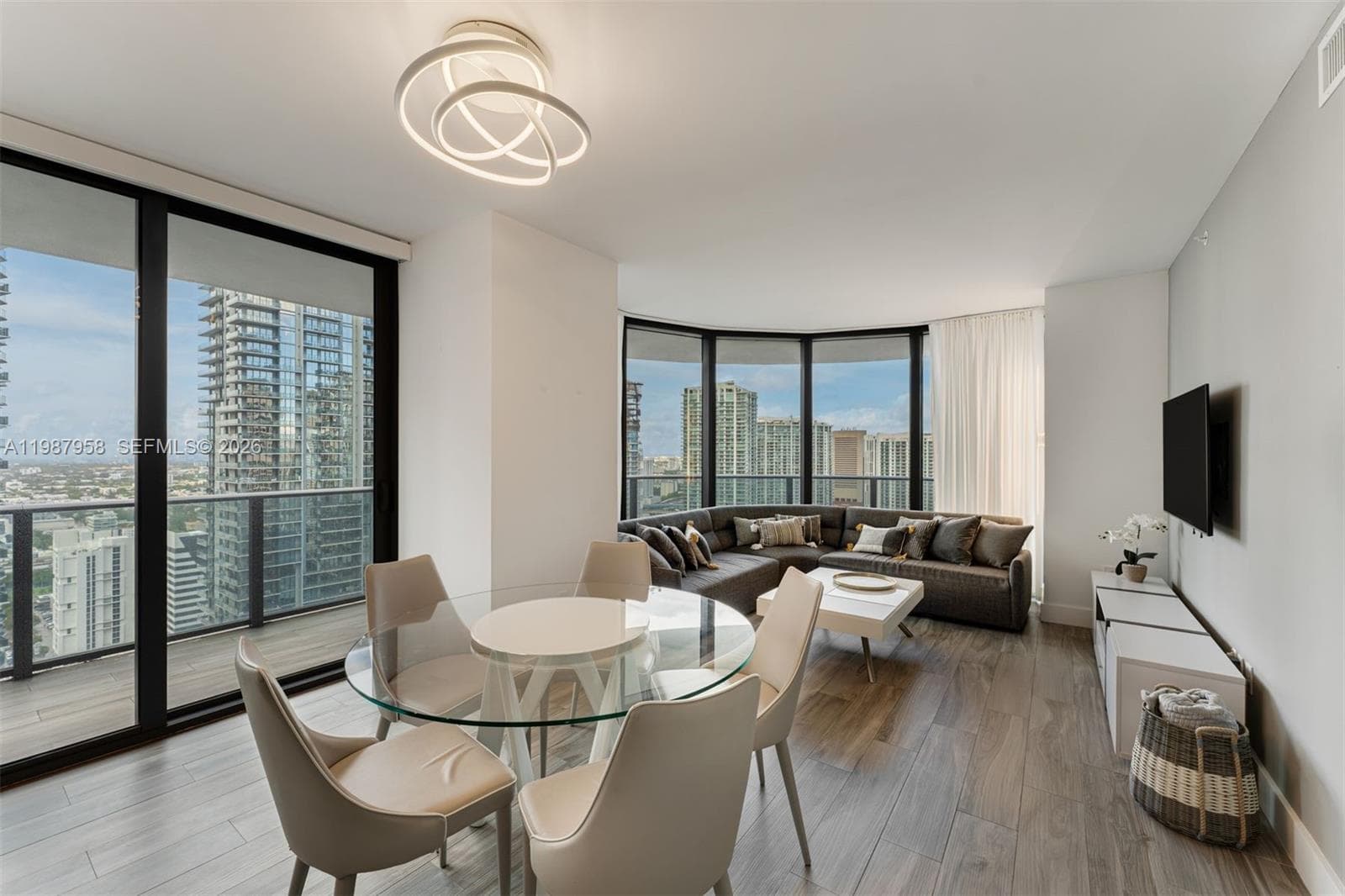 801 S Miami Ave # 3509, Miami FL 33130 — 1