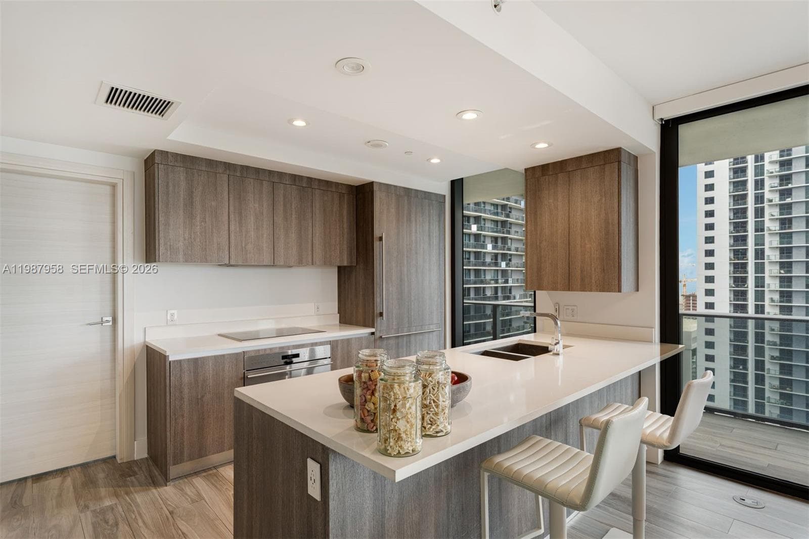 801 S Miami Ave # 3509, Miami FL 33130 — 9