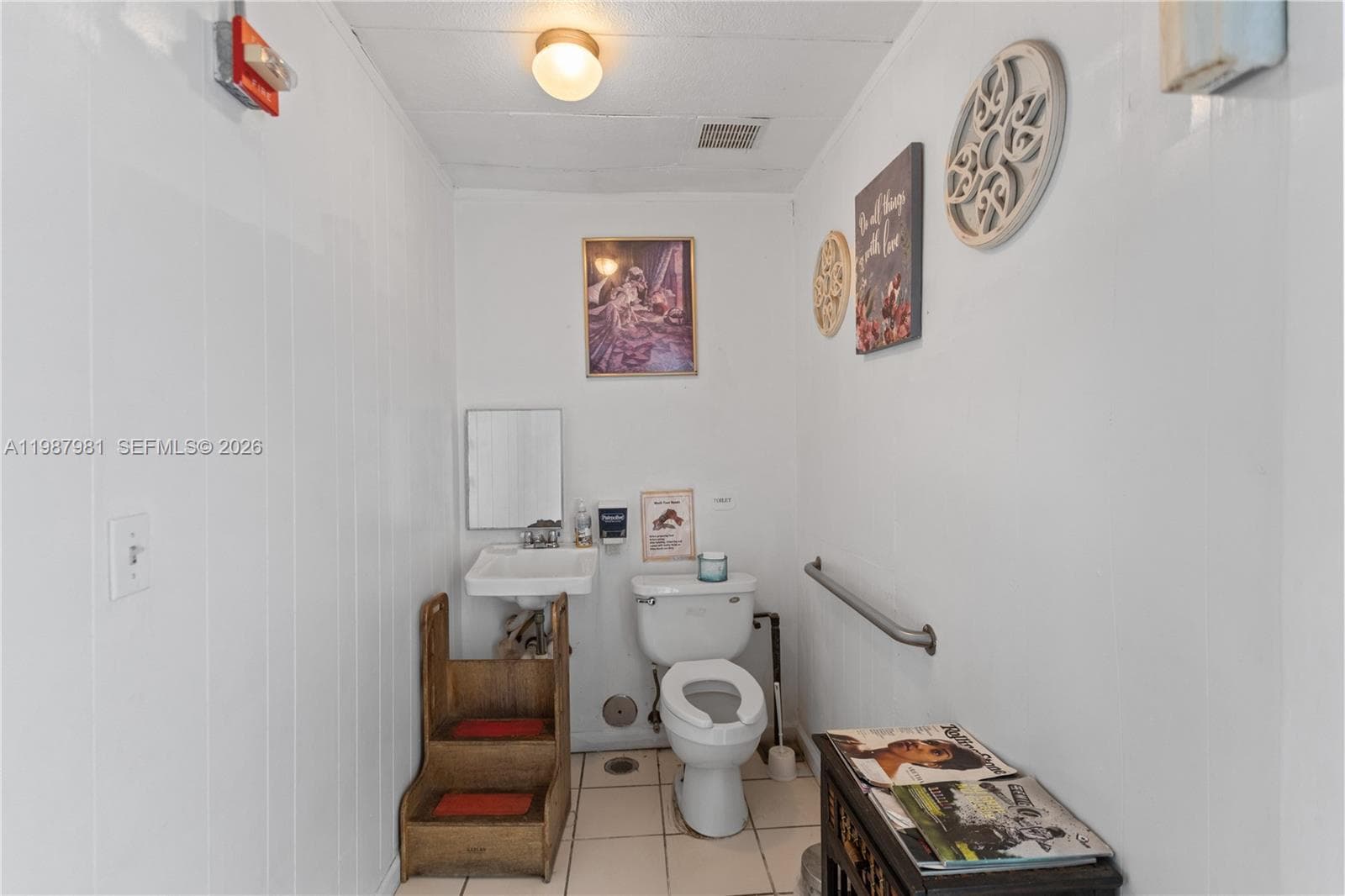 1781 NW 152nd Ter, Miami Gardens FL 33054 — 36
