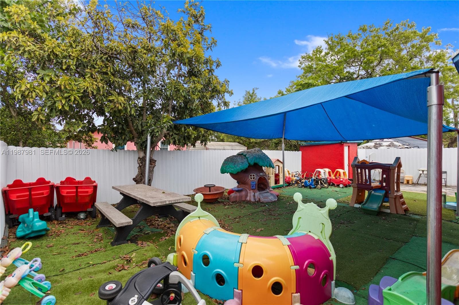 1781 NW 152nd Ter, Miami Gardens FL 33054 — 20