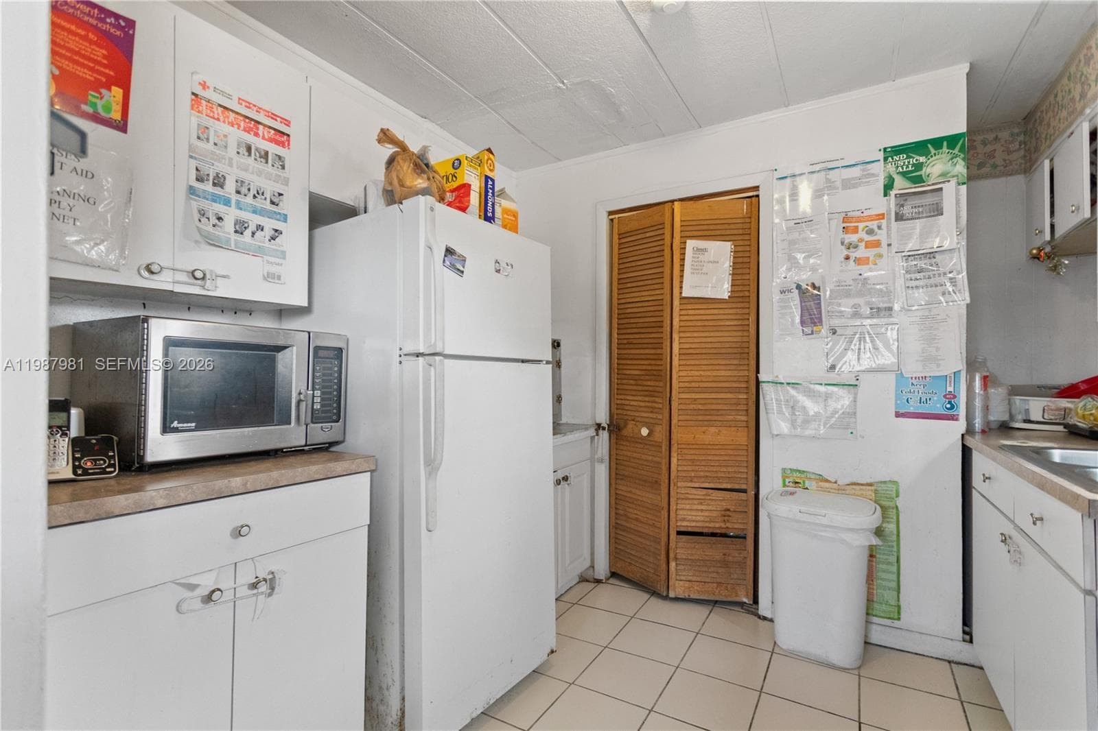1781 NW 152nd Ter, Miami Gardens FL 33054 — 25
